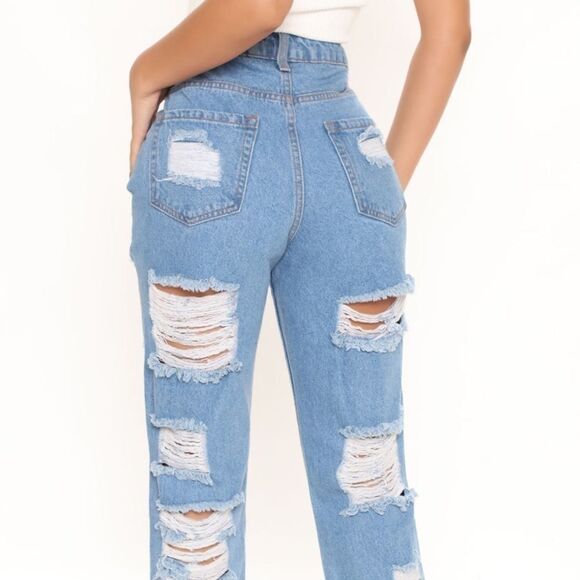 Fashion Nova Get Ready Distressed Boyfriend Jeans NWT SZ 13 - Picture 9 of 11